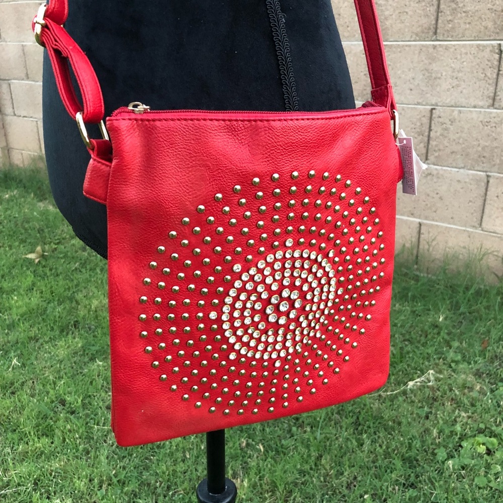 🌹✨🌹NWT Womens crossbody bag 🌹✨🌹